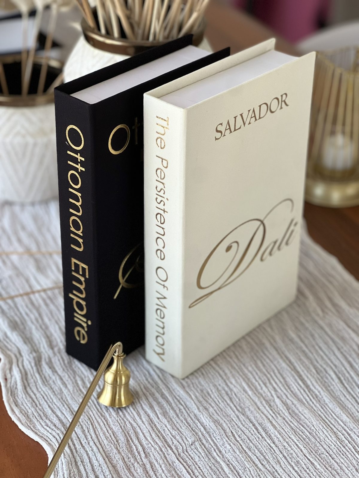 Kumaş Dekoratif Kitap Kutusu Seti 2'li - OTT & D - Gizli Saklama Kutusu - Kitap Görünümlü Dekor