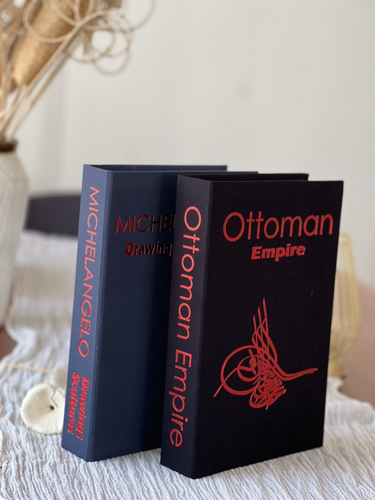 Kumaş Dekoratif Kitap Kutusu Seti 2'li - MCLL & OTT - Gizli Saklama Kutusu - Kitap Görünümlü Dekor